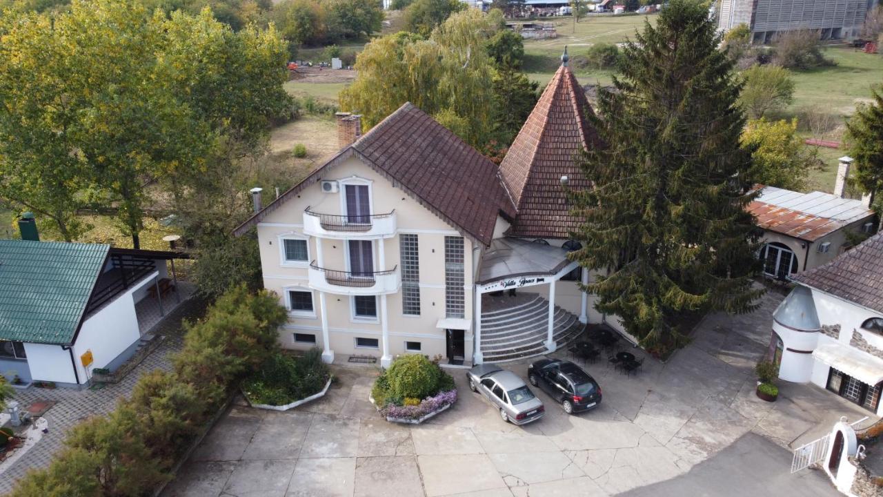 B&B Villa Pipacs Feketić Eksteriør bilde