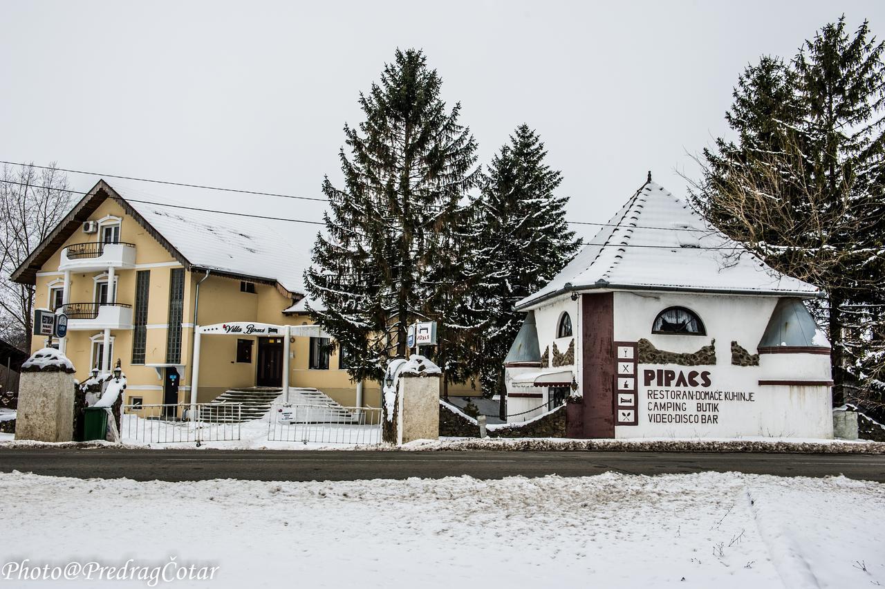 B&B Villa Pipacs Feketić Eksteriør bilde